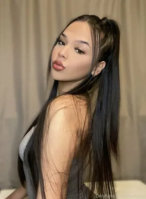Desmariie OnlyFans Leaked Free Thumbnail Picture - #RvDaMpKujN