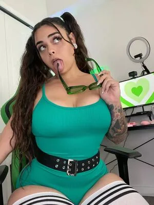 Dessiedesires OnlyFans Leaked Free Thumbnail Picture - #AE0D8sqcMn