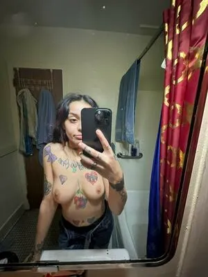 Dessraxks OnlyFans Leaked Free Thumbnail Picture - #VNpyDunLa2