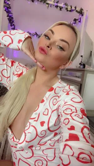 Destiny Eastwest OnlyFans Leaked Free Thumbnail Picture - #dYJ3d6O0II