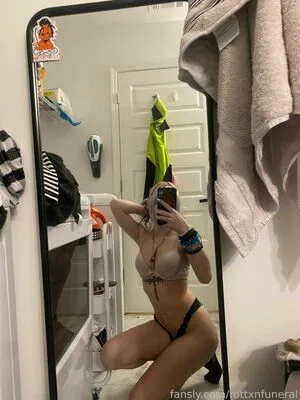 Destizzle OnlyFans Leaked Free Thumbnail Picture - #rYtbWPuuG2