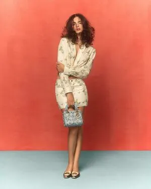 Deva Cassel OnlyFans Leaked Free Thumbnail Picture - #Go4RN3uzKy