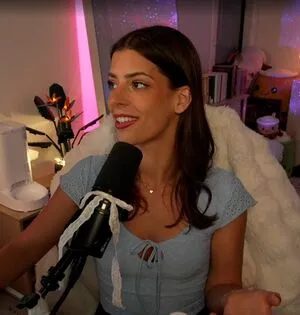 Develique OnlyFans Leaked Free Thumbnail Picture - #5pDmIOJy2O