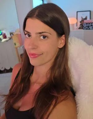 Develique OnlyFans Leaked Free Thumbnail Picture - #5qo0XYN1pj