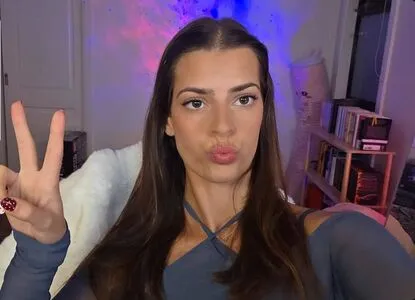 Develique OnlyFans Leaked Free Thumbnail Picture - #AWeOOQSMXk