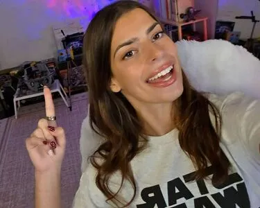 Develique OnlyFans Leaked Free Thumbnail Picture - #FLS21kuinC