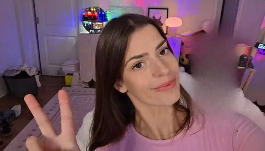 Develique OnlyFans Leaked Free Thumbnail Picture - #IjaC1uu0t1