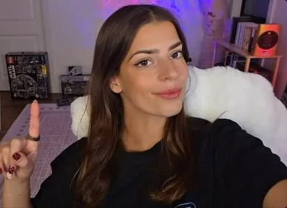 Develique OnlyFans Leaked Free Thumbnail Picture - #httBLpVFzk