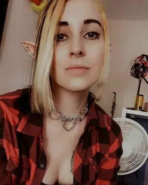Devi Dionne OnlyFans Leaked Free Thumbnail Picture - #8EJsuR31rn