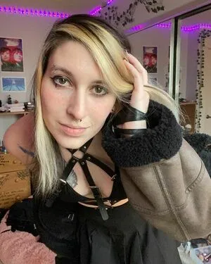 Devi Dionne OnlyFans Leaked Free Thumbnail Picture - #MW5lhIsOIS