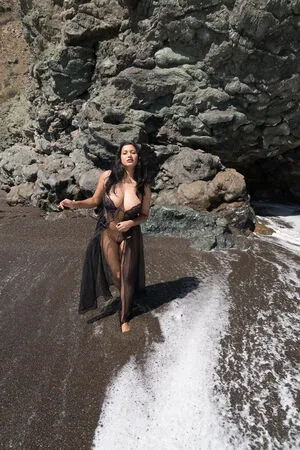 Devi The Model OnlyFans Leaked Free Thumbnail Picture - #6vuR7g5HdQ