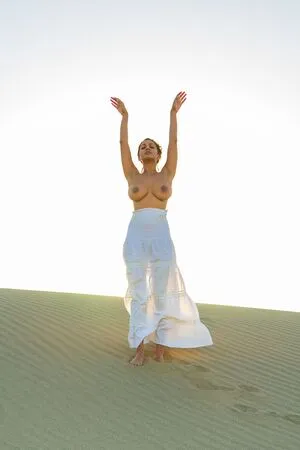 Devi The Model OnlyFans Leaked Free Thumbnail Picture - #CFQwBEZ8oo