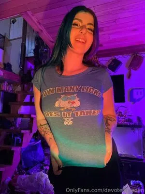 Devotedtoeden OnlyFans Leaked Free Thumbnail Picture - #y1o0PXDyCV