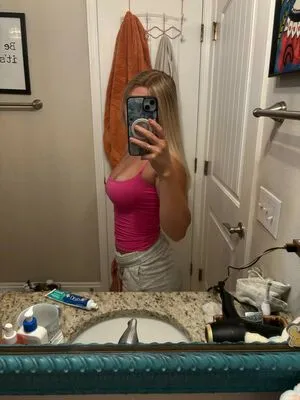 Devyn Hutchison OnlyFans Leaked Free Thumbnail Picture - #NLXlOhFhCc