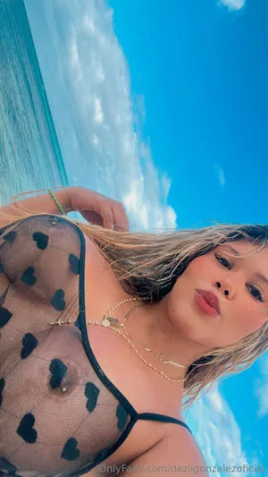 Deziigonzalezoficial OnlyFans Leaked Free Thumbnail Picture - #LSjLIFIyfY
