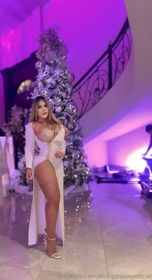 Deziigonzalezoficial OnlyFans Leaked Free Thumbnail Picture - #nZs4Q4A17c