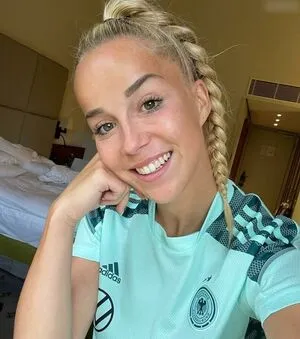 Dfb Damen OnlyFans Leaked Free Thumbnail Picture - #HiAxvuckaw