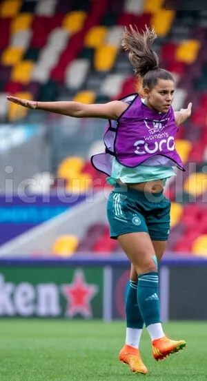 Dfb Damen OnlyFans Leaked Free Thumbnail Picture - #QnvH7tIOav
