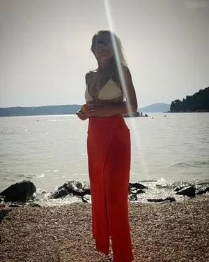 Dfb Damen OnlyFans Leaked Free Thumbnail Picture - #ZSGEwNX554