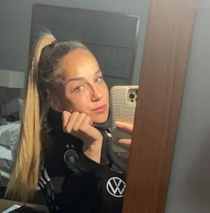 Dfb Damen OnlyFans Leaked Free Thumbnail Picture - #x1uiGkNdEo