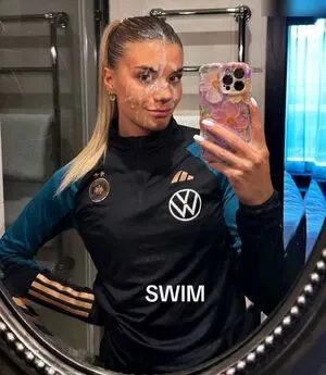 Dfb Damen OnlyFans Leaked Free Thumbnail Picture - #zLUauPU39Z