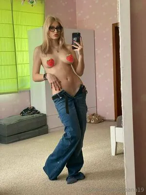 Diaana19 OnlyFans Leaked Free Thumbnail Picture - #3usPg8g2Cq