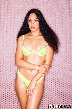 Diamond Banks OnlyFans Leaked Free Thumbnail Picture - #3dQqsZP7mv