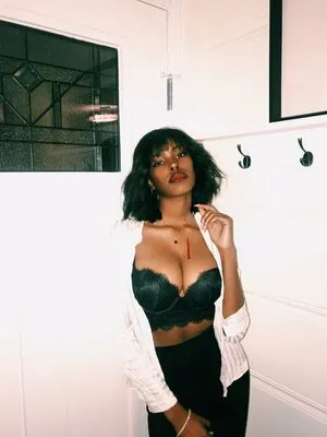 Diamond White OnlyFans Leaked Free Thumbnail Picture - #1RNwJf0HJa