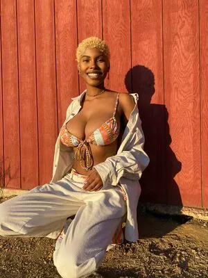 Diamond White OnlyFans Leaked Free Thumbnail Picture - #cHKi98ez0C