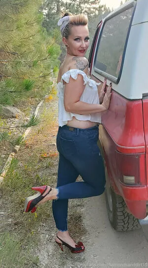 Diamondsanddirt19 OnlyFans Leaked Free Thumbnail Picture - #B0UvI8nioC