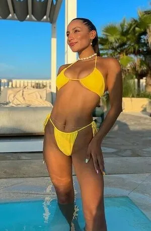 Diana Castellanos OnlyFans Leaked Free Thumbnail Picture - #5MJJVITs95