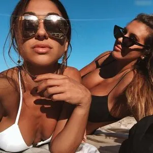 Diana Dinnyj Basebodybabes OnlyFans Leaked Free Thumbnail Picture - #X1vjqST5P2