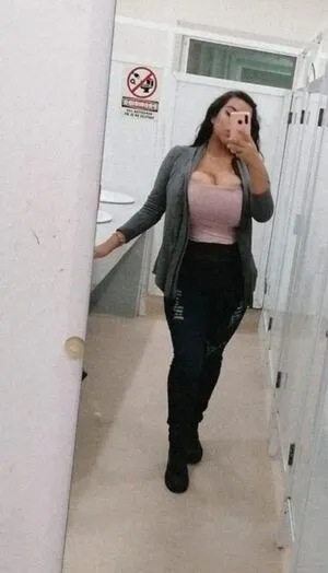 Diana R OnlyFans Leaked Free Thumbnail Picture - #umckeHpKPA