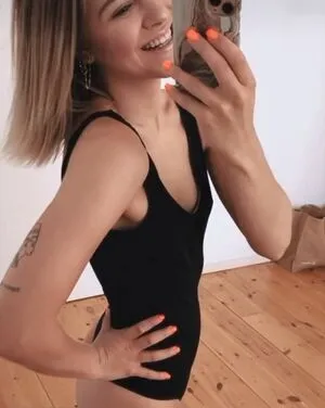 Diana Zur Lwen OnlyFans Leaked Free Thumbnail Picture - #944IvnDUP7