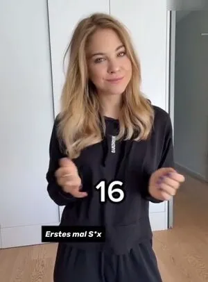 Diana Zur Lwen OnlyFans Leaked Free Thumbnail Picture - #gCShNgKUON