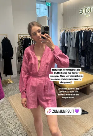 Diana Zur Lwen OnlyFans Leaked Free Thumbnail Picture - #hz9VJGUilA
