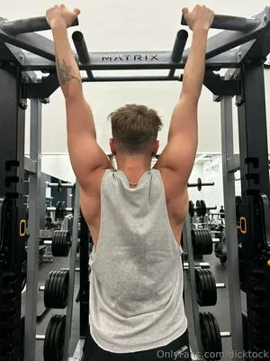 Dicktock OnlyFans Leaked Free Thumbnail Picture - #JXCOp6ddI2