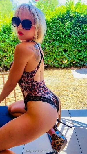 Didine Lib OnlyFans Leaked Free Thumbnail Picture - #2XdOgKfeyt