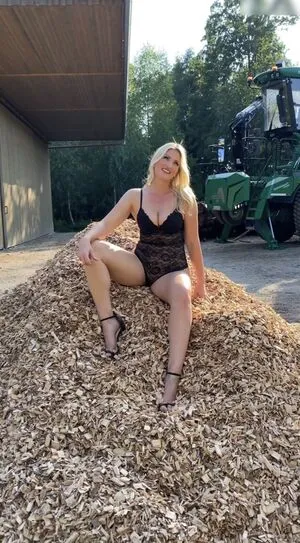 Dieselblondie Cindy OnlyFans Leaked Free Thumbnail Picture - #SKdQT7Ey8X