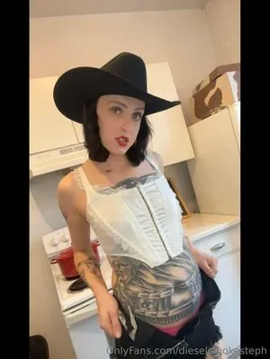 Dieselsmokesteph OnlyFans Leaked Free Thumbnail Picture - #2N1oFq8y27