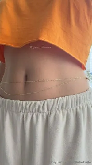 Dilahotwife OnlyFans Leaked Free Thumbnail Picture - #hNbIoOy857