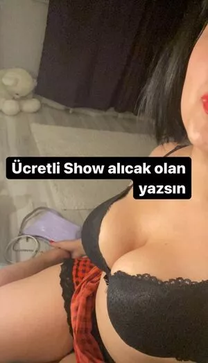 Dilan Dere OnlyFans Leaked Free Thumbnail Picture - #tVAp1ilkl2