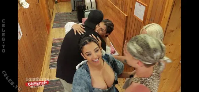 Dilara Kruse OnlyFans Leaked Free Thumbnail Picture - #7PNYTGefaX