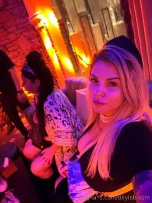 Dilylabloom OnlyFans Leaked Free Thumbnail Picture - #1dNp75MLJU