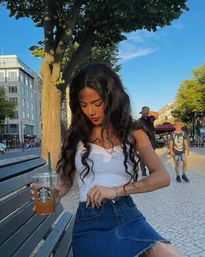 Dina Denoire OnlyFans Leaked Free Thumbnail Picture - #QEFLYCTMuG