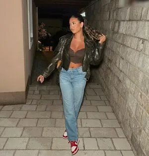 Dina Redz OnlyFans Leaked Free Thumbnail Picture - #Nn6xnrs5nl