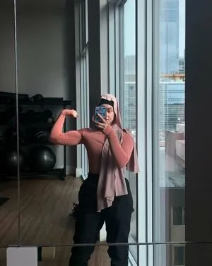 Dina Szekeres OnlyFans Leaked Free Thumbnail Picture - #9FByue5Hg9