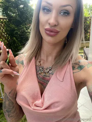 Dinadelaprost OnlyFans Leaked Free Thumbnail Picture - #nprNSD5SaB