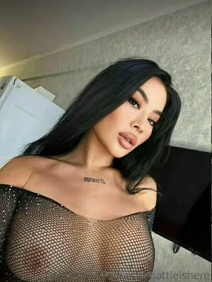 Dinaria Sweet OnlyFans Leaked Free Thumbnail Picture - #iltlUU82h2