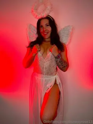 Disneyyrose13 OnlyFans Leaked Free Thumbnail Picture - #yRyVgpD4QO